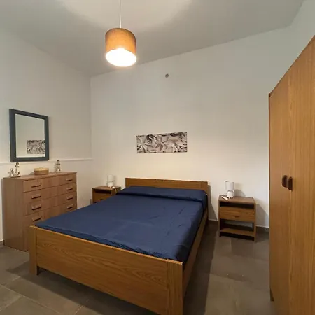 Ronna Vannina Apartamento *