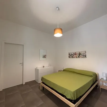 Ronna Vannina Apartamento